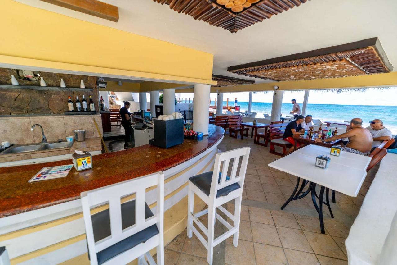 Kite Beach Oceanfront 1St Row Two Bedrooms And Patio 喀巴里特 外观 照片